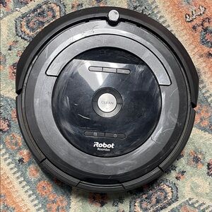 iRobot Roomba Vacuum Cleaner - Black